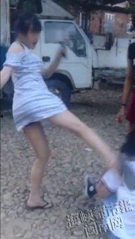 日本女女打架视频,一幕幕暴力画面引关注